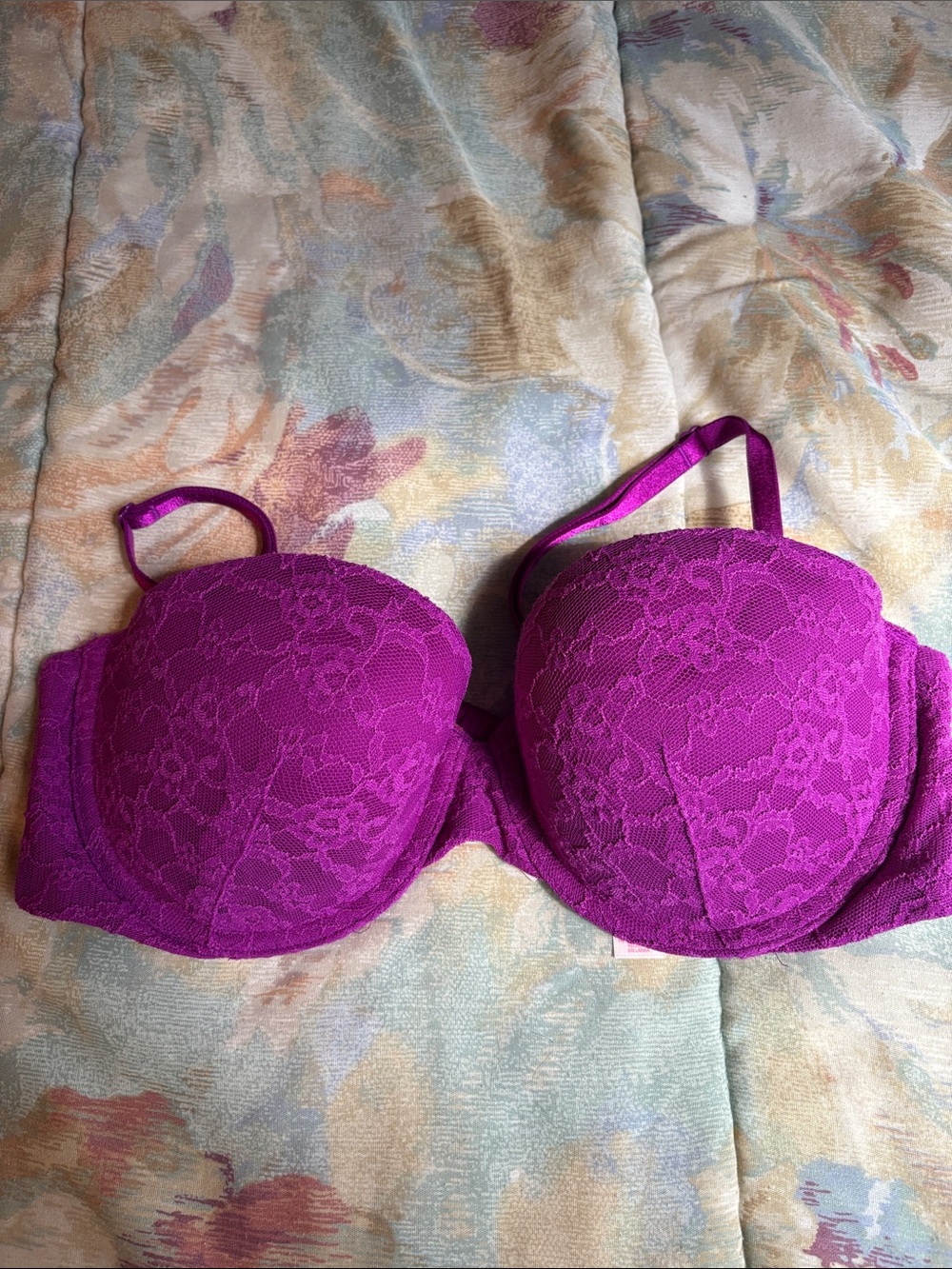 Victoria's Secret Fuchsia Lace Push-Up Bra